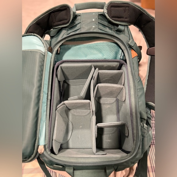 Shimoda Women’s 25L Explorer - Picture 12 of 13